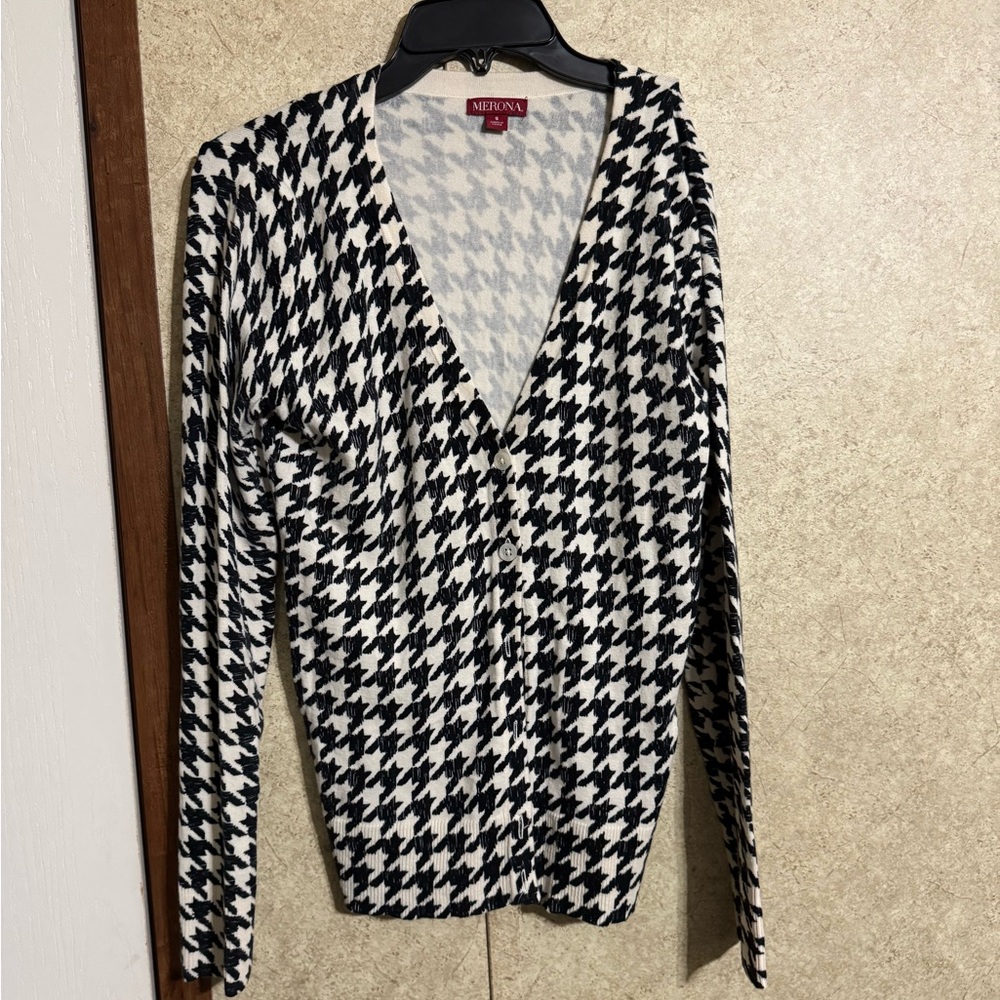 Merona Black and White Houndstooth Sweater